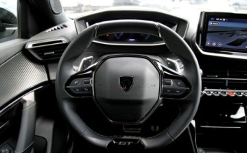 Peugeot 2008 II SUV Facelifting 1.2 Hybrid 145 145KM 2025 Peugeot 2008 Salon Polska 145KM Hybryda Wersja GT Gwarancja RIA 1.2, zdjęcie 18