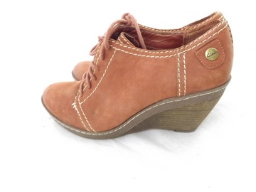 CLARKS skóra botki na koturnie 24,5 cm