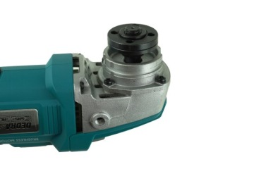 Угловая бесщеточная шлифовальная машина Dedra DED7151 SAS+