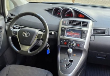 Toyota Verso Minivan Facelifting 1.8 Valvematic 147KM 2014 Toyota Verso Toyota Verso 1.8 VVT-i PremiumComfortNavi 7os Fv Marza A, zdjęcie 19