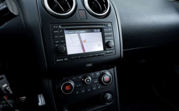 Nissan Qashqai I Crossover Facelifting  2.0 140KM 2012 Nissan Qashqai 2.0B 140Ps Automat 4x4 Panorama Klimatronik Kamera 360 Nisk, zdjęcie 33