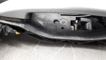 9672961180 KLIKA LEVÝ ZADNÍ PEUGEOT 308 STŘÍBRNÁ