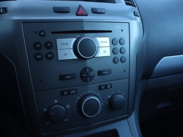 Opel Zafira B 1.9 CDTI ECOTEC 150KM 2006 Opel Zafira 1.9 CDTI, 7 miejsc, HAK, Klima, zdjęcie 11