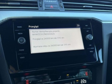Volkswagen Passat B8 Variant Facelifting 2.0 TDI SCR 200KM 2022 Volkswagen Passat R-Line 4Mot. HarmanKardon LED Matrix Hak Kamera Cofania, zdjęcie 27