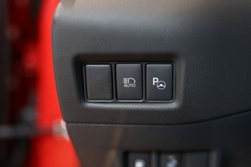 Toyota C-HR I Crossover Facelifting 1.8 Hybrid 122KM 2023 Toyota C-HR 1.8 Hybrid GPF GR Sport 1.8 Hybryda 122KM, zdjęcie 34