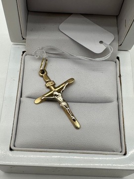 ZŁOTA ZAWIESZKA PR. 585 W1,28 KRZYŻ JEZUS