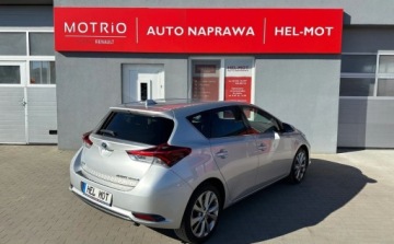 Toyota Auris II Hatchback 5d Facelifting 1.8 Hybrid 136KM 2016 Toyota Auris II Lift, 2016R, Bezwypadkowa, Automat, Zarejestorwana w PL, V, zdjęcie 7