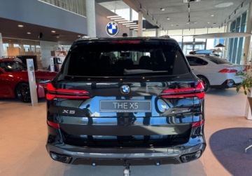BMW X5 G05 SUV Facelifting 3.0 30d 298KM 2026 BMW X5 BMW X5 xDrive30d dostepne od reki z ogrzewaniem postojowym 3.0, zdjęcie 4
