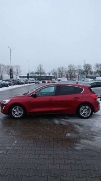 Ford Focus III Sedan Facelifting 1.0 EcoBoost 125KM 2018 Ford Focus Ford Focus 1.0 salon PL, kamera, serwisowany, Gwarancja, FV VAT, zdjęcie 4
