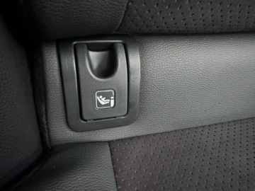 Toyota Yaris IV Hatchback Facelifting 1.5 Hybrid Dynamic Force 130KM 2025 Toyota Yaris Hybrya GR SPORT+VIP SKYVIEW/Salon PL/, zdjęcie 28