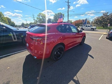 Alfa Romeo Stelvio SUV Facelifting 2.0 Turbo 280KM 2021 Alfa Romeo Stelvio Ti 2021 2.0l 2.0 Benzyna 280KM, zdjęcie 4