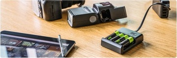 ЗАРЯДНОЕ УСТРОЙСТВО ДЛЯ БАТАРЕЙ AA ​​AAA +4 батарейки ENELOOP PRO AA 2500