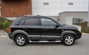 Hyundai Tucson I SUV 2.0 CRDi 140KM 2007 Hyundai Tucson 2,0CRDi (140KM) Skory Bezwypadkowy 2.0 Diesel 140KM, zdjęcie 4