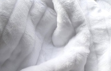 МЕХ НОРКИ, БЕЛЫЙ ПОКРЫТИЕ ДЛЯ ДЕВОЧКИ, размер 152