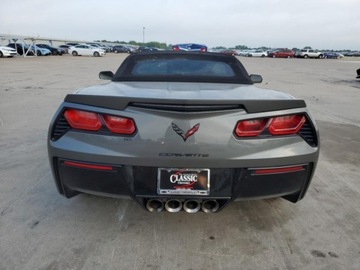 Chevrolet Corvette C7 2016 Chevrolet Corvette Stingray Z51 2LT 2016 6.2l 6.2 Benzyna 460KM, zdjęcie 2