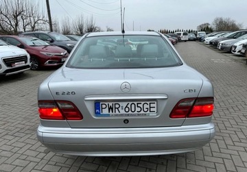 Mercedes Klasa E W210 2000 Mercedes-Benz Klasa E 2,2 CDI 143 KM Automat Z..., zdjęcie 30