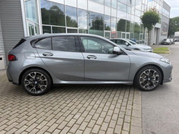 BMW Seria 1 F70 2026 BMW Seria 1 120 Sport Hatchback 1.5 (170KM) 2026, zdjęcie 4