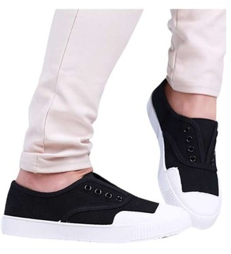 Wsuwane czarne trampki tenisówki Buty z miękkiej tkaniny 15970 38