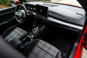 Volkswagen Golf VIII GTI Facelifting 2.0 TSI 265KM 2026 Volkswagen Golf GTI 2.0 TSI 265 KM DSG, zdjęcie 33