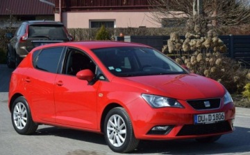 Seat Ibiza IV Hatchback 5d Facelifting 1.4 85KM 2015 Seat Ibiza 1.4 MPI 92 TYS KM Oryginal Lakier 2 KPL KOL Grzane Fotele Sprow