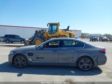 BMW Seria 5 G30-G31 2022 BMW Seria 5 530E, 2022r., 2.0L, zdjęcie 7