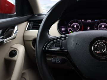 Skoda Octavia III Liftback Facelifting 2.0 TSI  190KM 2019 Skoda Octavia 2.0 TSI, Salon Polska, 4X4, DSG, zdjęcie 15