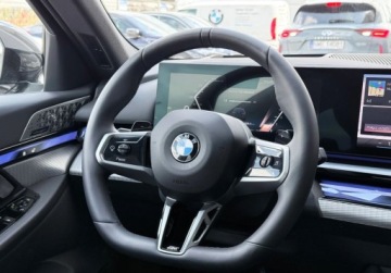 BMW Seria 5 G90-91 2025 BMW Seria 5 I wlasciciel M Pro Pakiet Hak Gwarancja Bezwypadkowy FVAT, zdjęcie 17