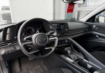 Hyundai Elantra VII Sedan 1.6 MPI 123KM 2022 Hyundai Elantra Reflektory LED Kamera Aktywny tempomat Salon PL FVAT23, zdjęcie 14