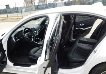 BMW Seria 3 G20-G21 2021 BMW Seria 3 2.0D z Gwarancja Line Shadow Model 2022r 2.0 Diesel 150KM, zdjęcie 12