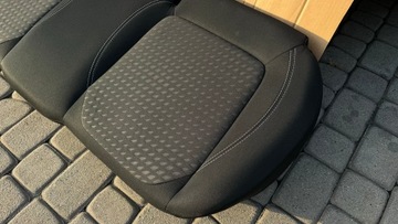 FIESTA MK8 TITANIUM POHOVKA ZADNÍ SEDADLO SEDAČKA