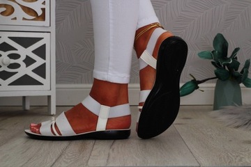 СПОРТИВНЫЕ САНДАЛИИ ЖЕНСКИЕ, ПРОФИЛИРОВАННЫЕ, РЕЗИНОВЫЕ, ПЛОСКИЕ