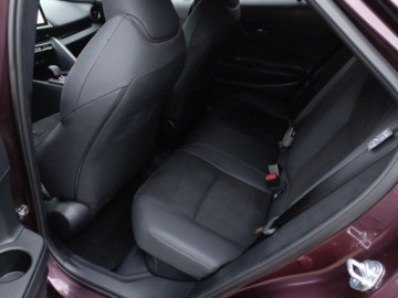 Toyota C-HR II SUV Plug-In 2.0 Hybrid Dynamic Force Plug-in  223KM 2024 Toyota C-HR 2.0 PHEV GR Sport 2.0 Plug-In 223KM GR, zdjęcie 10