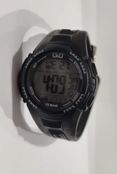 ZEGAREK CZARNY Q&Q M189-005