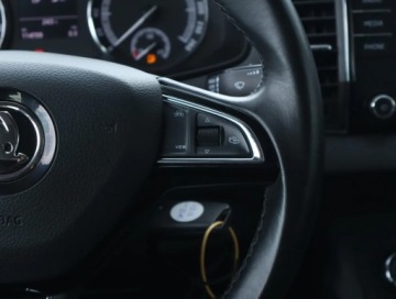 Skoda Karoq Crossover 1.5 TSI ACT 150KM 2018 Skoda Karoq 1.5 TSI, Klima, Tempomat, Parktronic, zdjęcie 19