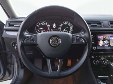 Skoda Superb III Liftback Facelifting 1.5 TSI 150KM 2019 Skoda Superb 1.5 Benzyna 150KM, zdjęcie 13