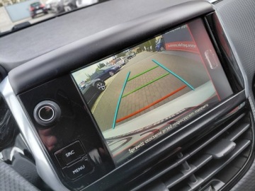 Peugeot 208 I Hatchback 5d Facelifting 1.2 PureTech 110KM 2016 Peugeot 208 GT Line Kamera Klimatronik PDC Sensor Alu 1.2 Benzyna 110KM, zdjęcie 9