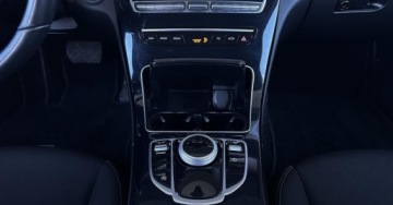 Mercedes Klasa C W205 Kombi Facelifting 2.0 220d 194KM 2020 Mercedes-Benz Klasa C Salon PL Od Dealera Kamera cofania Lampy LED Lakier, zdjęcie 17