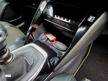 Peugeot 2008 II SUV 1.2 PureTech 130KM 2023 Peugeot 2008 GT LINE ,tylko 49000km, bardzo ladny, GWARANCJA 1.2, zdjęcie 18