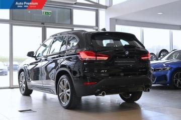 BMW X1 F48 Crossover Facelifting 2.0 20d 190KM 2020 BMW X1 xDrive20dFV23Reflektor LEDHak holowniczyFotel sportowy 2.0, zdjęcie 18