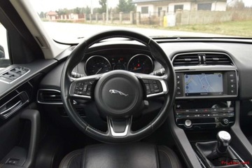 Jaguar F-Pace SUV 2.0 i4D 180KM 2017 Jaguar F-Pace 2.0 i4D (180 KM) SkoraNawigacjaK..., zdjęcie 34