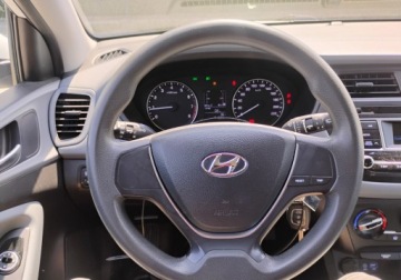 Hyundai i20 II 2016 Hyundai i20 112016r, 1.2 Benzyna. Lekko uszkodzony prawy bok. Jezdzi. 1.2, zdjęcie 11