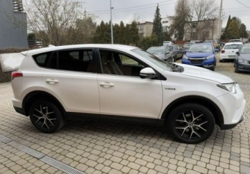 Toyota RAV4 IV 2016 Toyota RAV4 2,5 Hybrid 155KM Navi Klima 2xPDC Kamera Xenony 2.5 155KM, zdjęcie 4