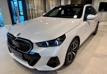 BMW Seria 5 G90-91 Sedan 2.0 20i 208KM 2025 BMW Seria 5 BMW 520i Sedan dostepne od reki 2.0 Hybryda 208KM, zdjęcie 7