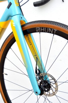 BOMBTRACK TENSION C Force11 M, полностью карбоновый