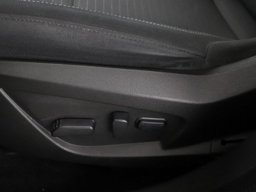 Renault Arkana SUV 1.3 TCe 140KM 2022 Renault Arkana niski przebieg automat navi kamera, zdjęcie 39