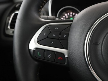 Jeep Compass II SUV 1.4 Multiair 170KM 2017 Jeep Compass Limited automat 4x4 170KM panorama, zdjęcie 31