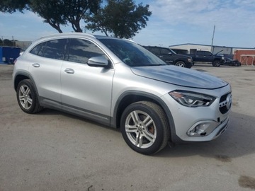 Mercedes GLA II 2021 Mercedes-Benz GLA 2021 MERCEDES-BENZ GLA 250 2.0 Benzyna 221KM, zdjęcie 3