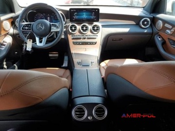 Mercedes GLC C253 2021 Mercedes-Benz GLC 2021 r.,2,0L 300 4MATIC 2.0 Benzyna 255KM, zdjęcie 8