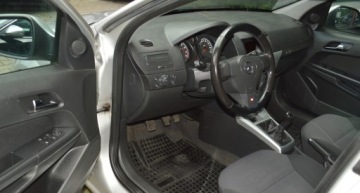 Opel Astra H Hatchback 5d 1.4 TWINPORT ecoFLEX 90KM 2011 OPEL ASTRA H 1.4 LPG, zdjęcie 27