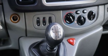 Nissan Primastar 2.5 dCi 150KM 2011 Nissan Primastar (Nr.264) 2.5dCi 9osob Klima Navi Tempomat Gwarancja 2.5, zdjęcie 24